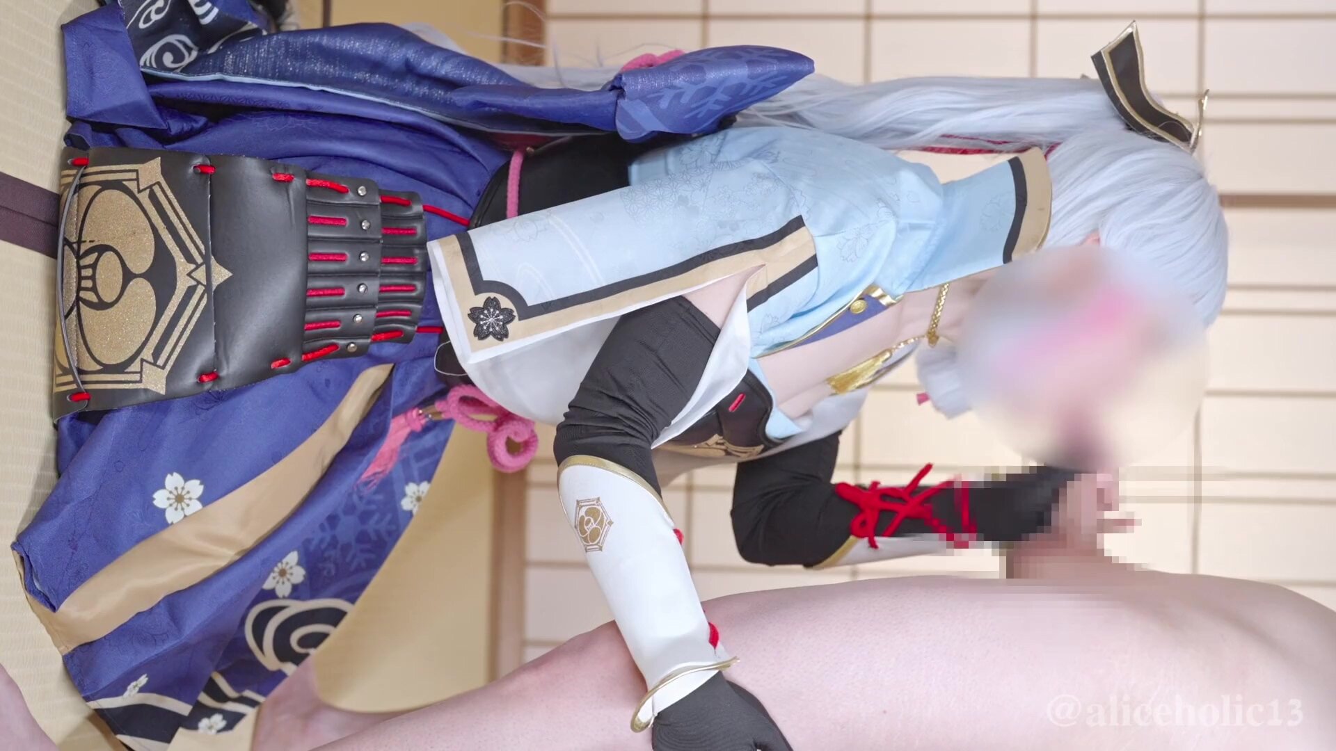 Japanese cosplayer Alice Holic nailed in Asian porn compilation