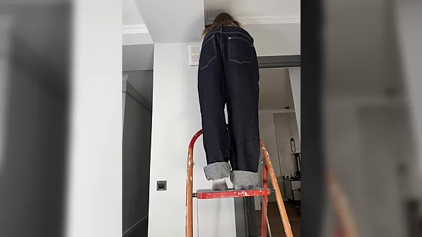Не вини меня, если вид тебя отвлек, я не зря надела трусики.