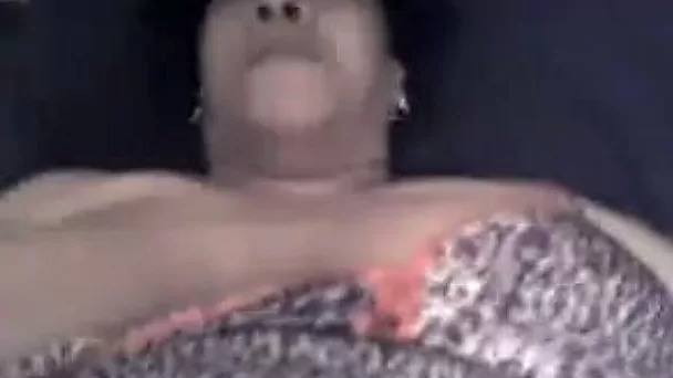 Trying to please my horny fat neighbor cougar in bed