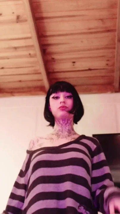 Я суккуб, который высасывает твои яйца.