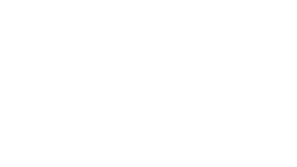 Случайное публичное мочеиспускание. Я стараюсь быть незаметной, так как там очень много людей.