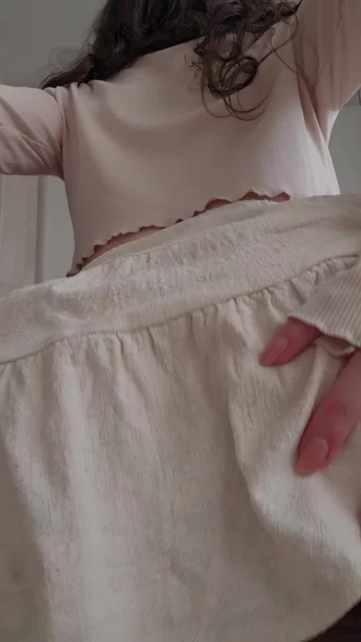 Ich verstehe Männer nicht, die diesen leckeren Arsch nicht essen wollen.