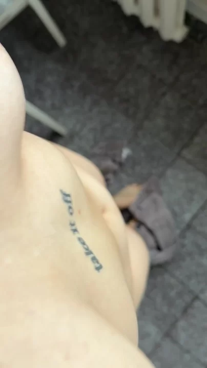 После душа полотенце ведь не нужно, да?