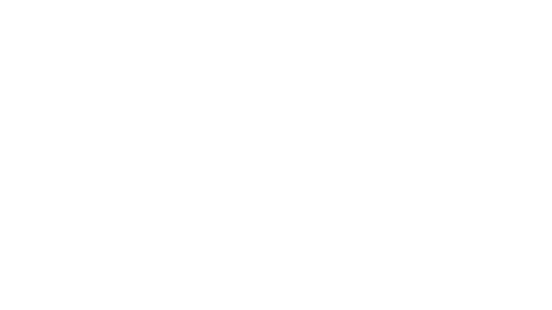 Вам нравится, как я расстегиваю пижаму и обнажаю свои большие сочные сиськи и живот?